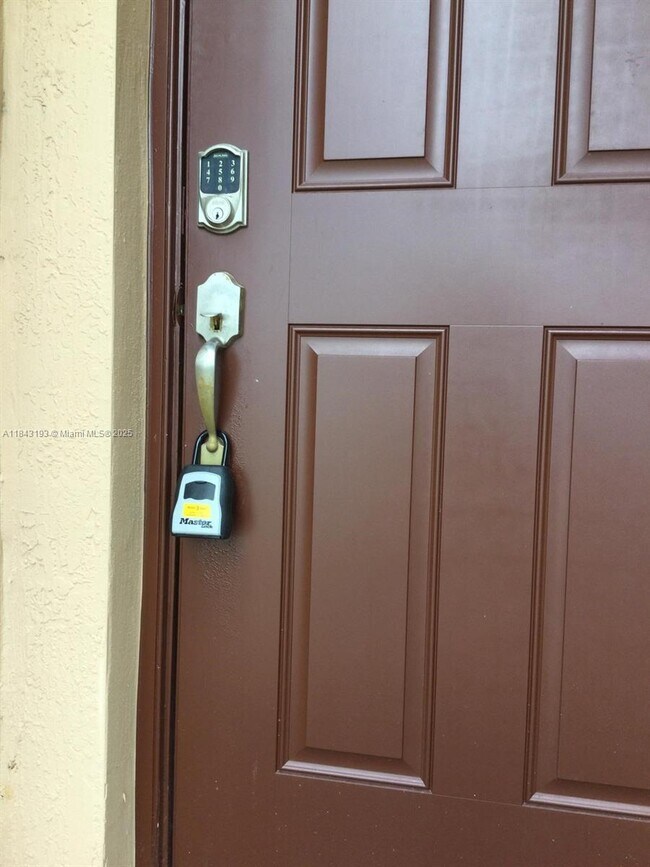 Foto del edificio - 9525 SW 171st Ct
