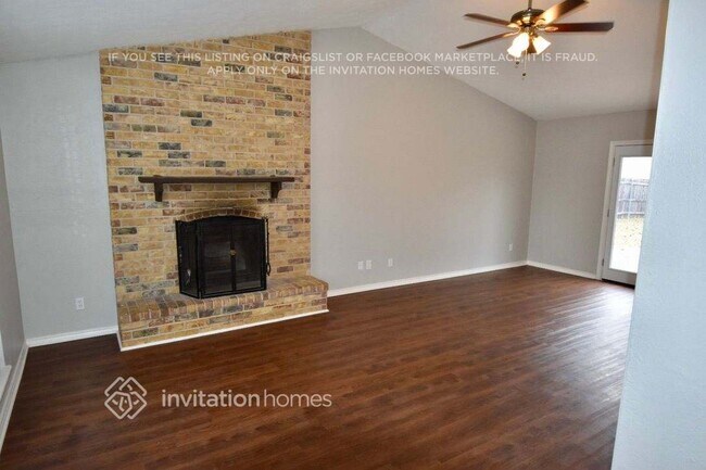 Foto del edificio - 4732 Scots Briar Ln