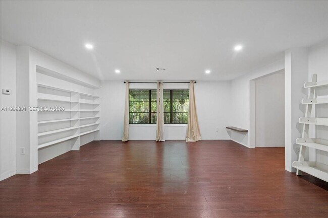 Foto del edificio - 3490 William Ave