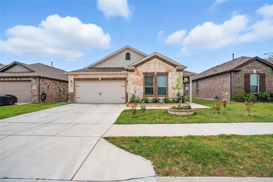 Foto principal - 604 Bronze Forest Dr