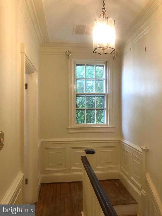 Foto del edificio - 648 South Carolina Ave SE