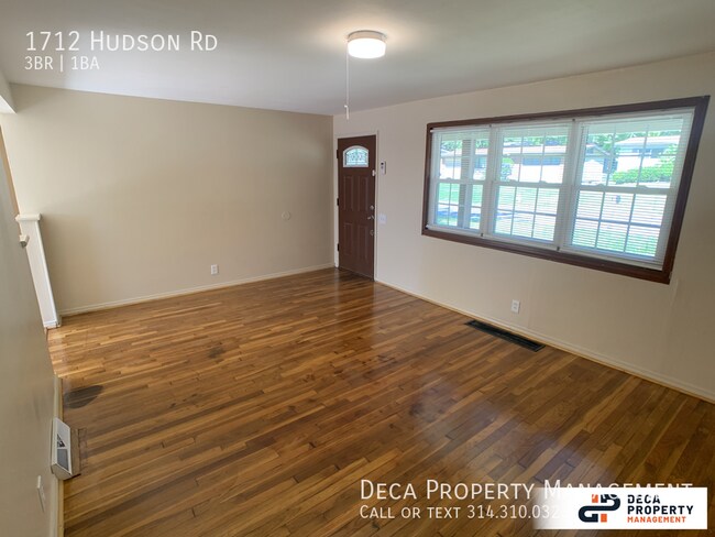 Building Photo - 3 Bedroom House