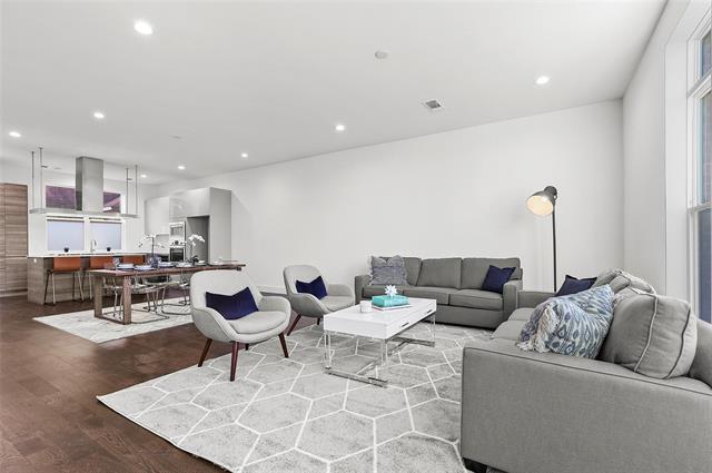 Foto del edificio - 4928 Lexington Ct