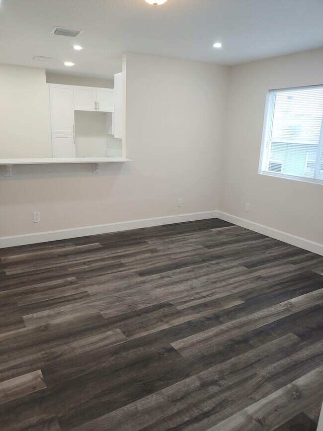 Foto del edificio - 808 10th St