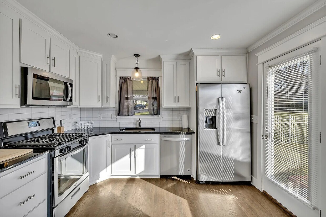 Foto del edificio - 705 N 5th Ct