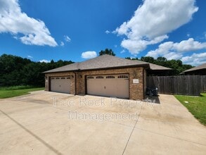 Building Photo - 1329 N Monte Vista St