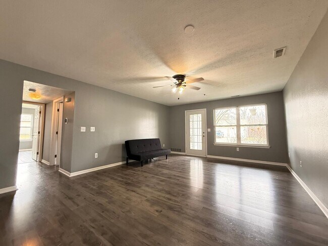 Foto del edificio - 1401 Millbrook Trail