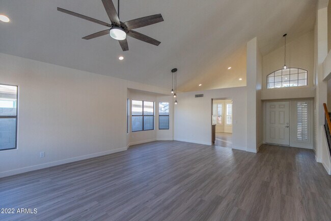 Foto del edificio - 4368 W Wahalla Ln