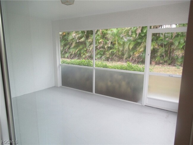 Foto del edificio - 926 SE 8th St