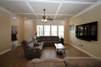 Building Photo - 3905 Crusader Ct