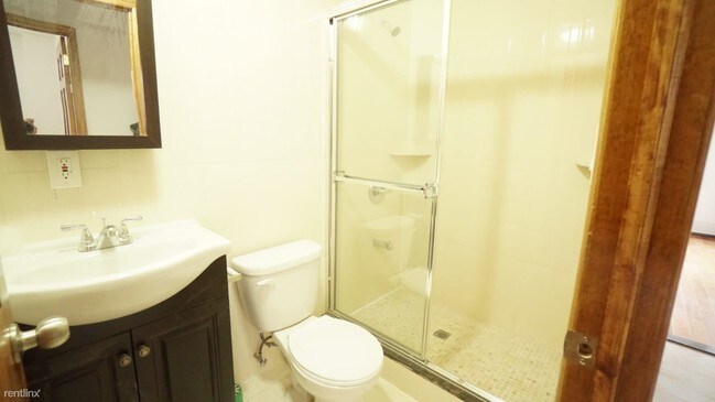 Foto del edificio - 4 br, 2 bath House - 3434 Irwin Ave