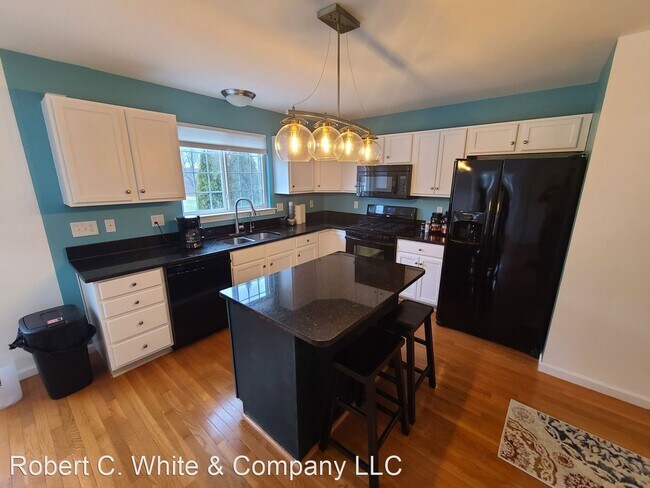 Building Photo - 3 br, 2.5 bath House - 38 Schoolhouse Landing