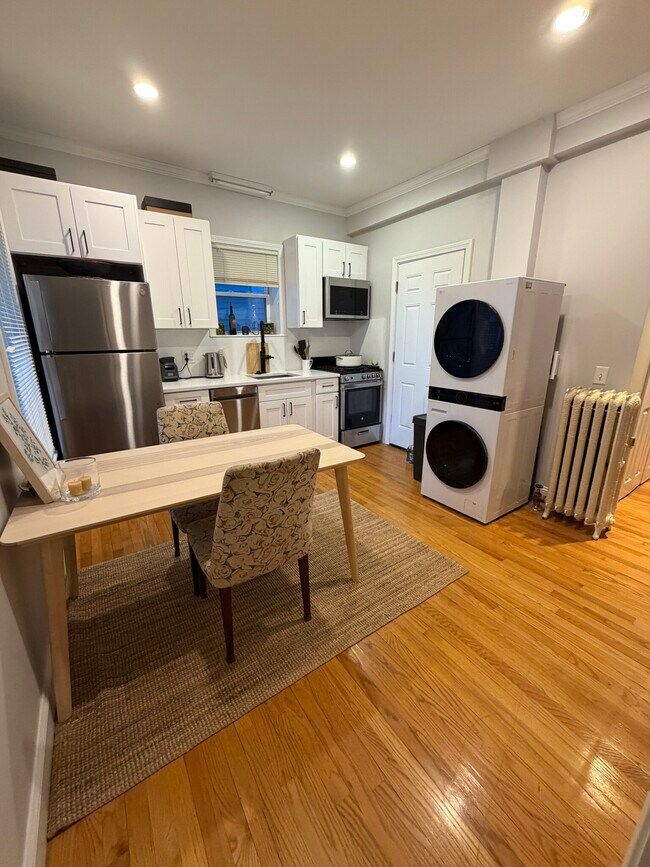 Foto del edificio - 1576 Cambridge St