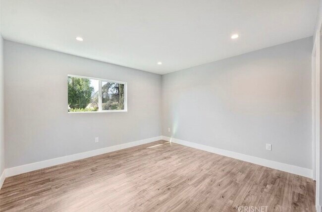 Building Photo - 12650 Bromont Ave