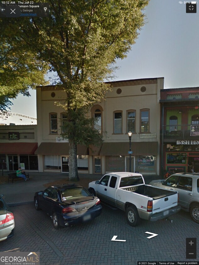 Primary Photo - 208 Adamson Square