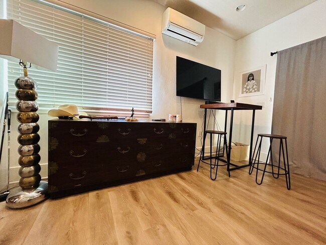 Foto del edificio - 1240 Plumas St