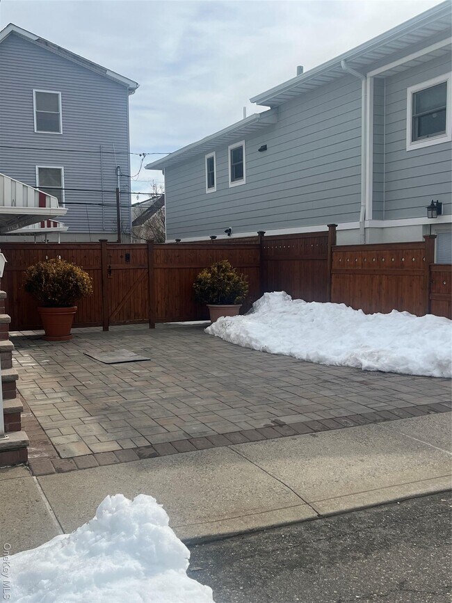 Foto del edificio - 50 Arizona Ave