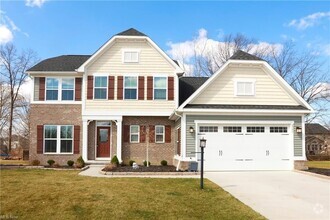 Building Photo - 2940 Fairview Dr