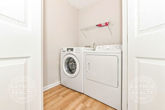 Foto del edificio - 2102 W Knox St