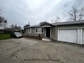 Building Photo - 3600 26th Ave