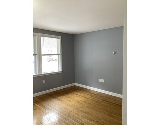 Building Photo - 133 Willard Ct