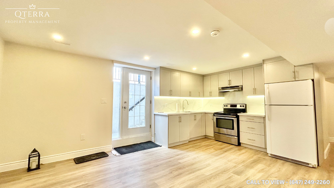 Building Photo - 454 Westhaven St