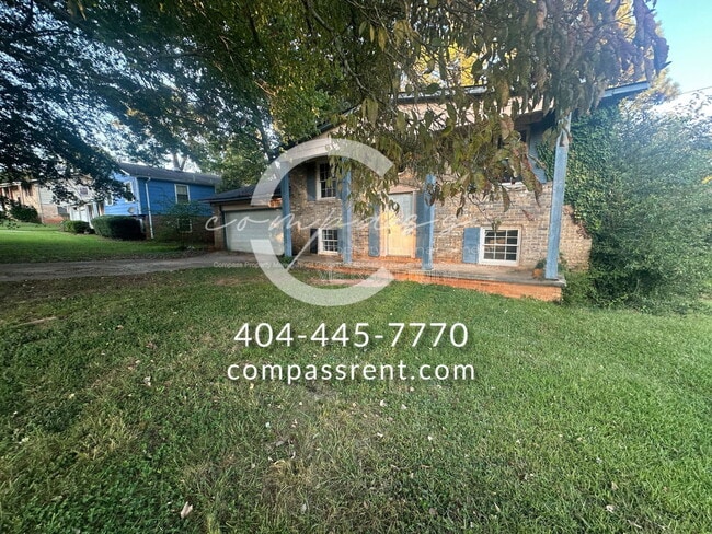 Foto del edificio - 3733 Millikin Ct