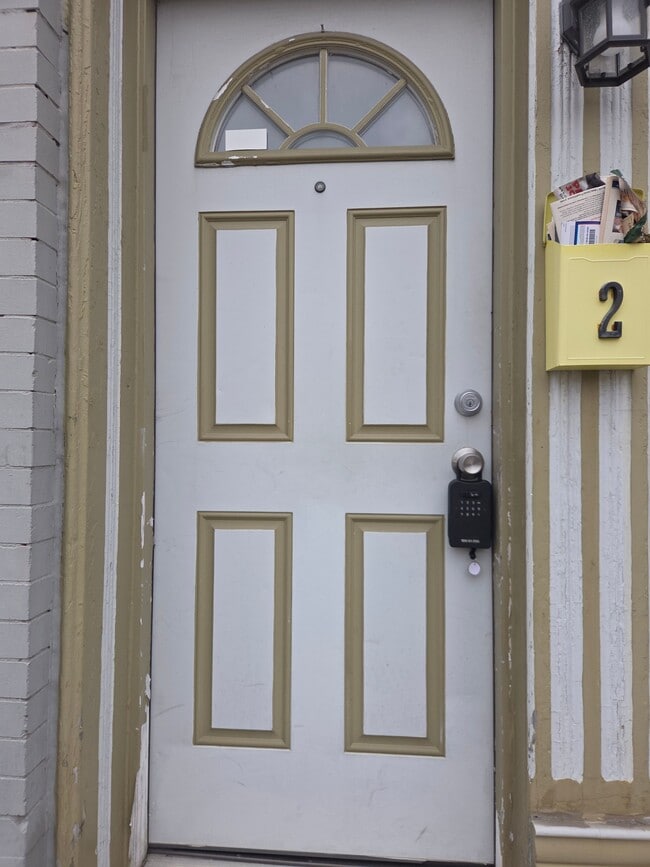 Building Photo - 3134 Arsenal St