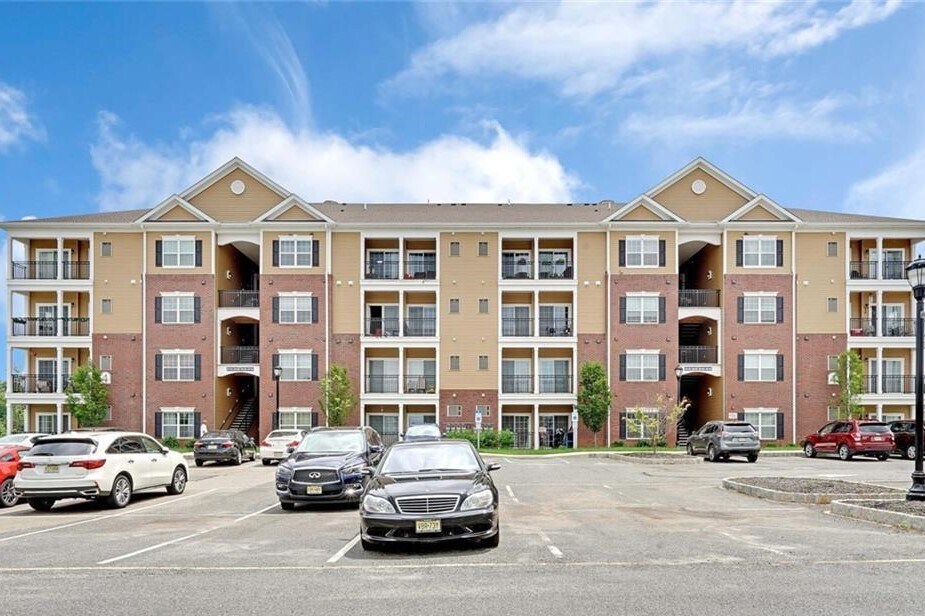 426 Micali Way Unit 426, South Plainfield, NJ 07080 Condo for Rent in South Plainfield, NJ