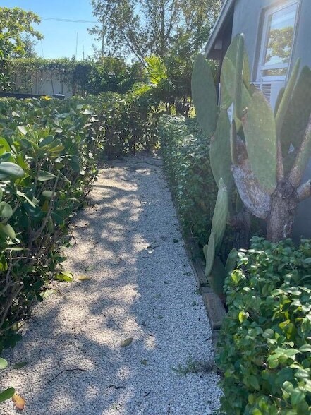 Foto del edificio - 301 Melody Ln