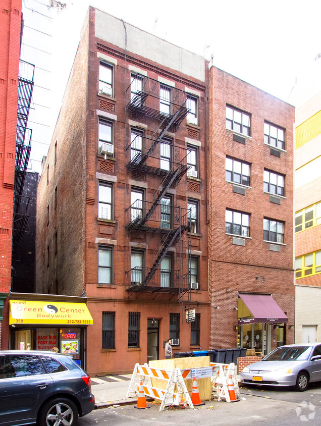 Building Photo - 348 East 92nd Street