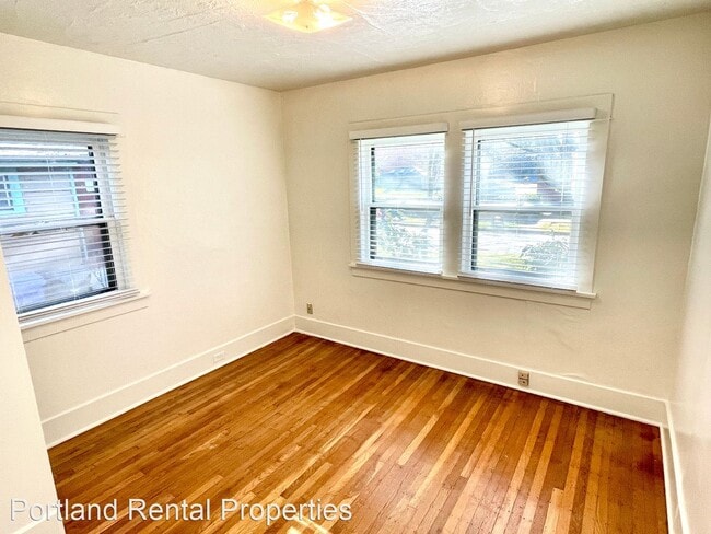 Building Photo - 2 br, 1 bath House - 1635 SE Hickory St.