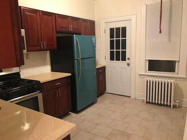 Foto del edificio - 677 Boulevard E