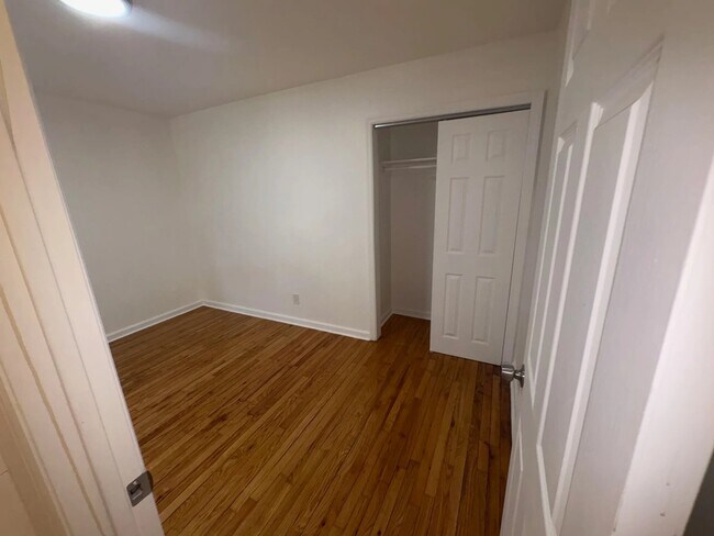 Foto del edificio - 702-704-704 Fifth Ave