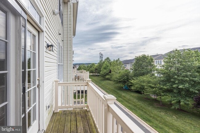 Building Photo - 41884 Inspiration Terrace