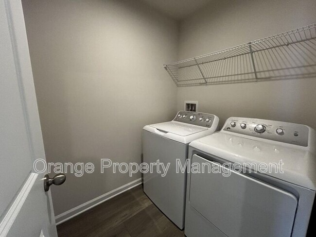 Building Photo - 261 Utica Bnd Ct