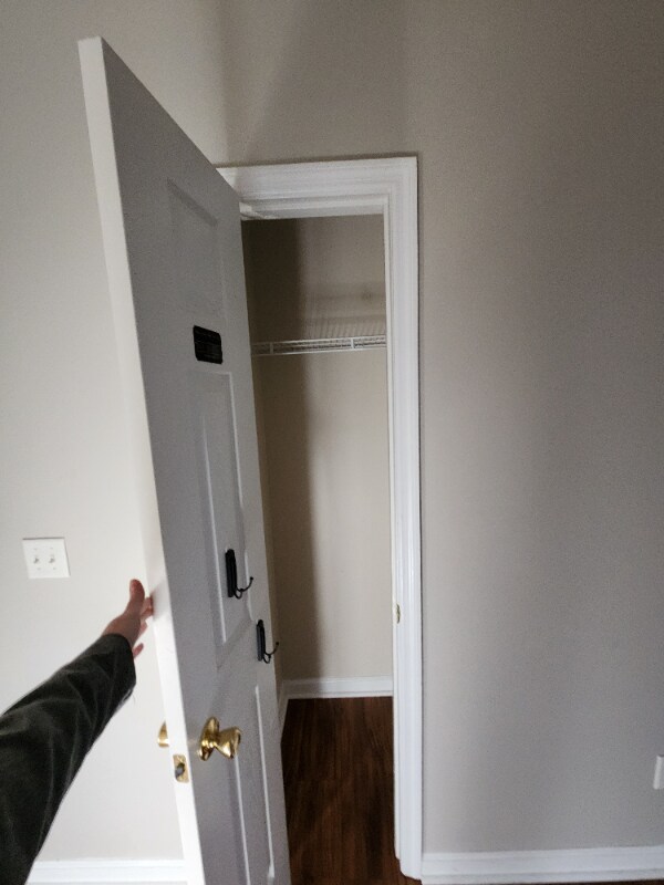 Building Photo - 713 Cannock Loop