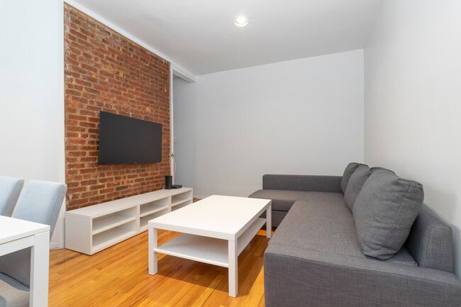 Building Photo - 1794 1st Ave