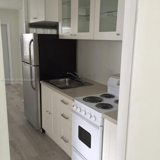 Building Photo - 919 Michigan Ave