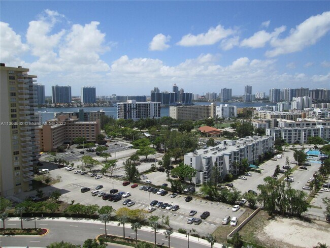 Foto del edificio - 210 174th St