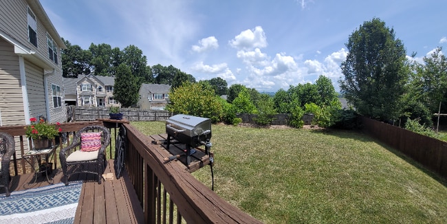 Foto del edificio - 2 Dansford Ln