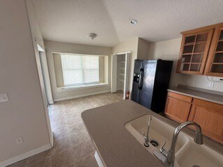 Foto del edificio - 804 Leeshore Ct