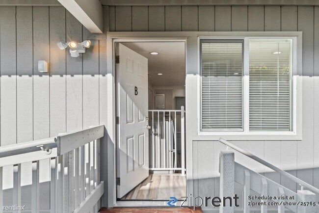 Foto del edificio - 2 br, 1 bath 4plex - 10806 Hubbard Way, Sa...