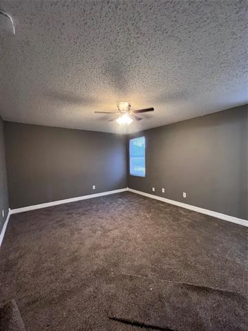 Building Photo - 512 Magdalen Ave