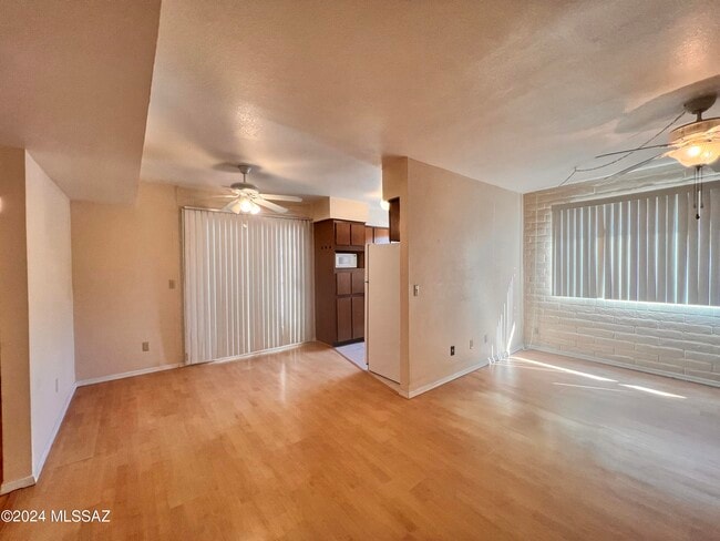 Building Photo - 8450 E Old Spanish Trail