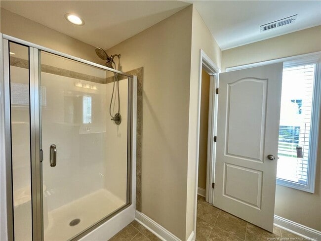 Building Photo - 608 Stonebriar Ave
