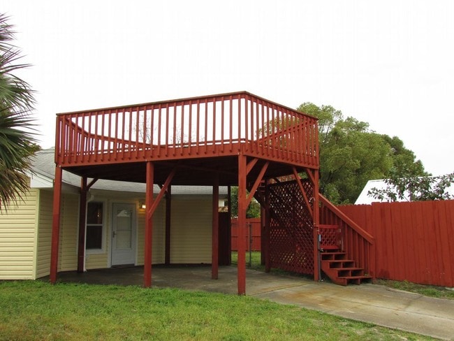 Building Photo - Bid-A-Wee