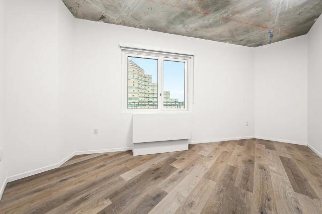 Foto del edificio - 2 bedroom in BRONX NY 10458