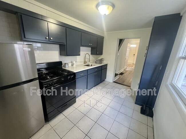 Foto del edificio - 615 Lake St