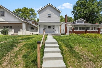 Building Photo - 3947 Rookwood Ave